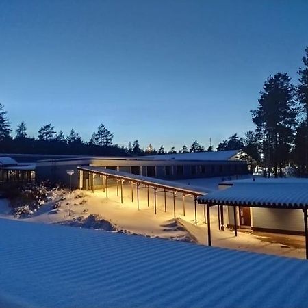 Hotelli Hiittenharju Harjavalta Екстериор снимка
