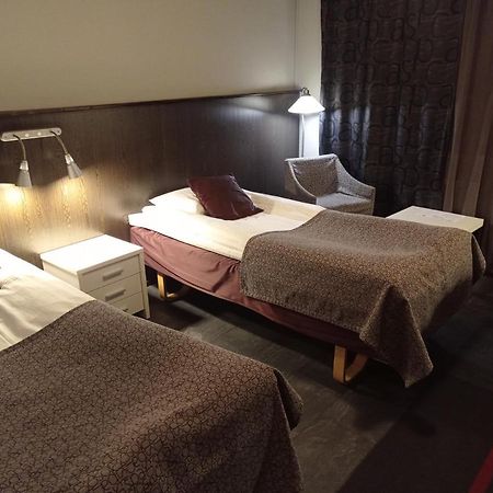 Hotelli Hiittenharju Harjavalta Екстериор снимка