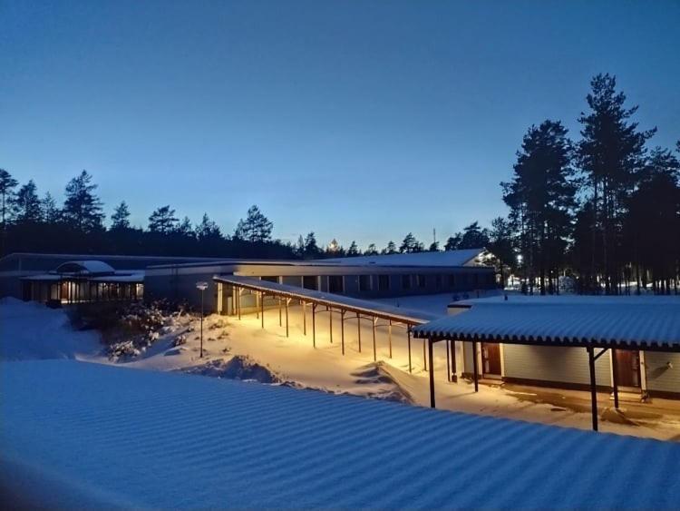 Hotelli Hiittenharju Harjavalta Екстериор снимка
