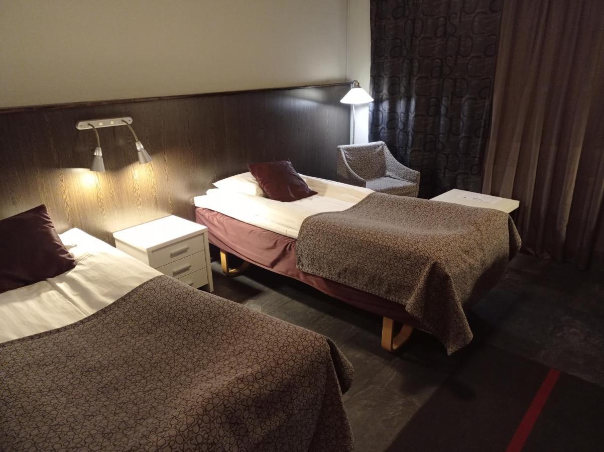 Hotelli Hiittenharju Harjavalta Екстериор снимка